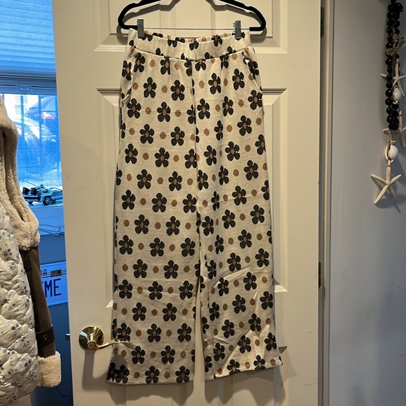 Floral Patterned Two-Piece Set - Picture 2 of 5